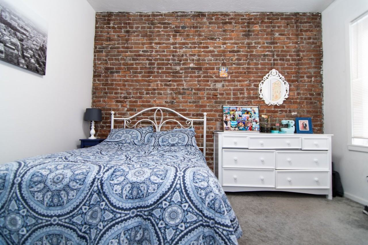 56 Brighton Ave - Photo 2 of 9