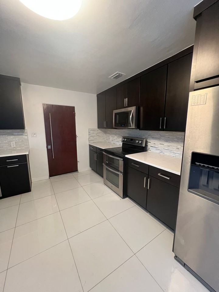 7210 Seminole Drive #1 - Photo 7 of 21