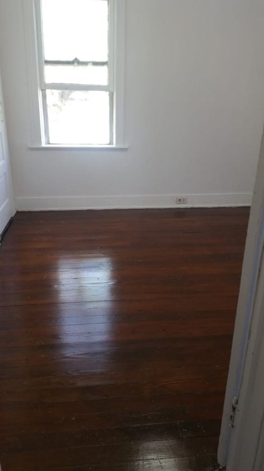 241 Highland Ave - Photo 5 of 25