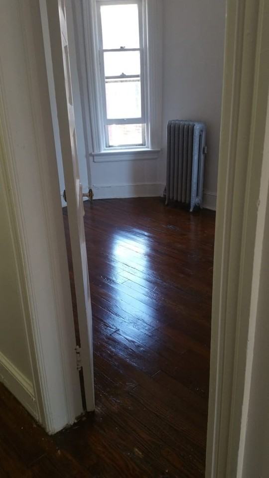 241 Highland Ave - Photo 7 of 25