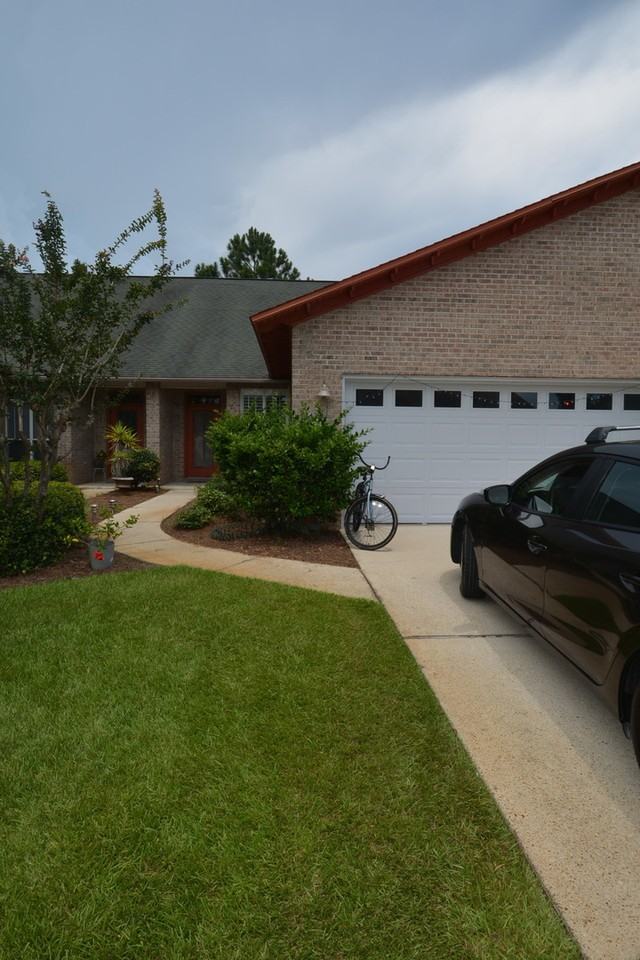 38 Corte Roble - Photo 2 of 11