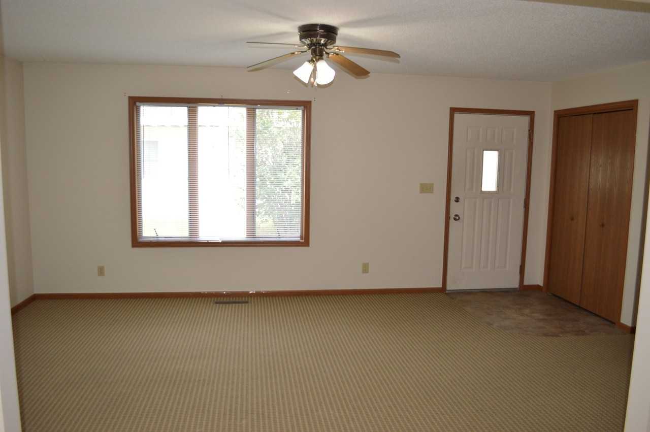 Fieldstone 3 - 2102 - Photo 2 of 18