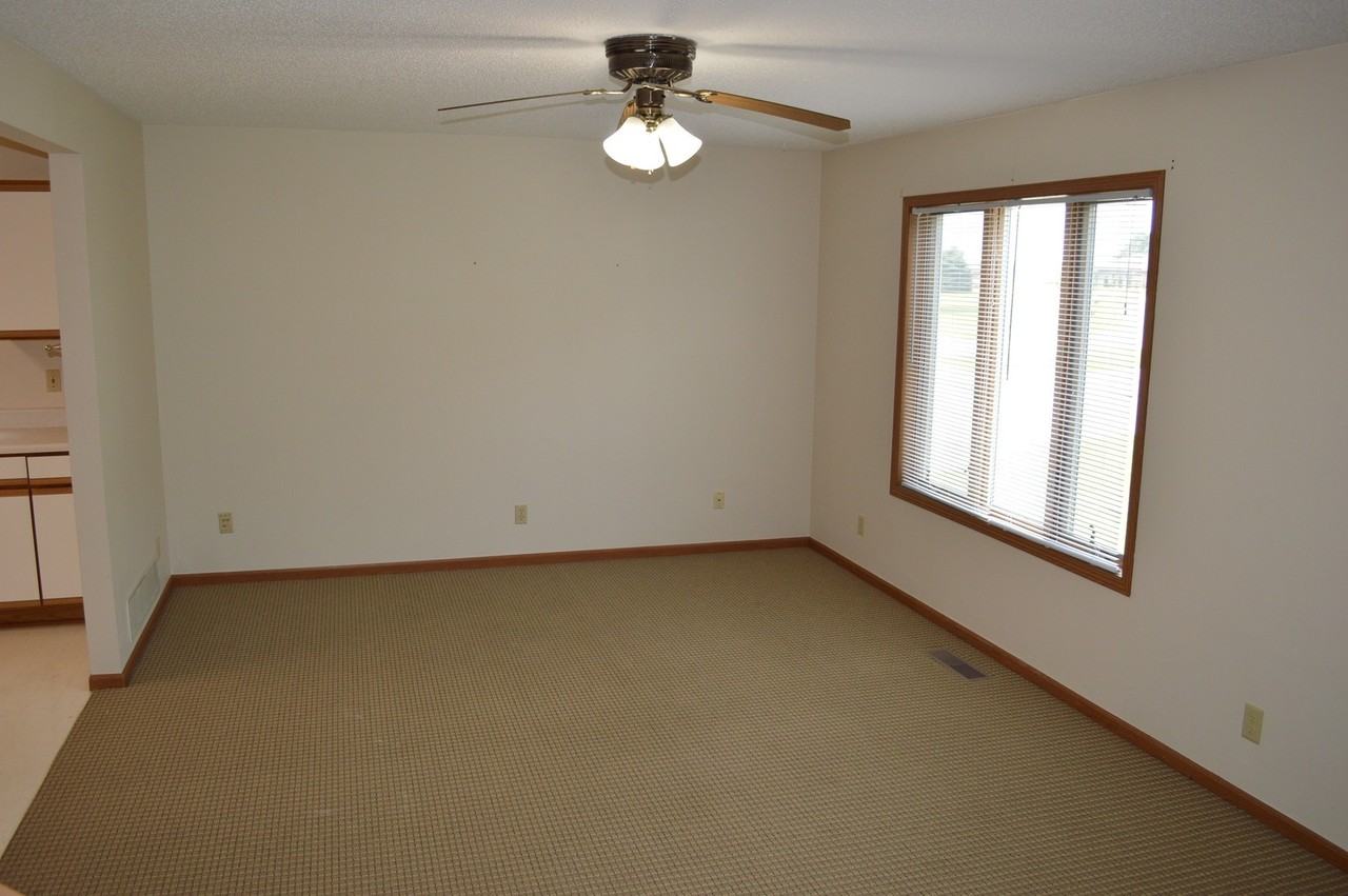 Fieldstone 3 - 2102 - Photo 3 of 18