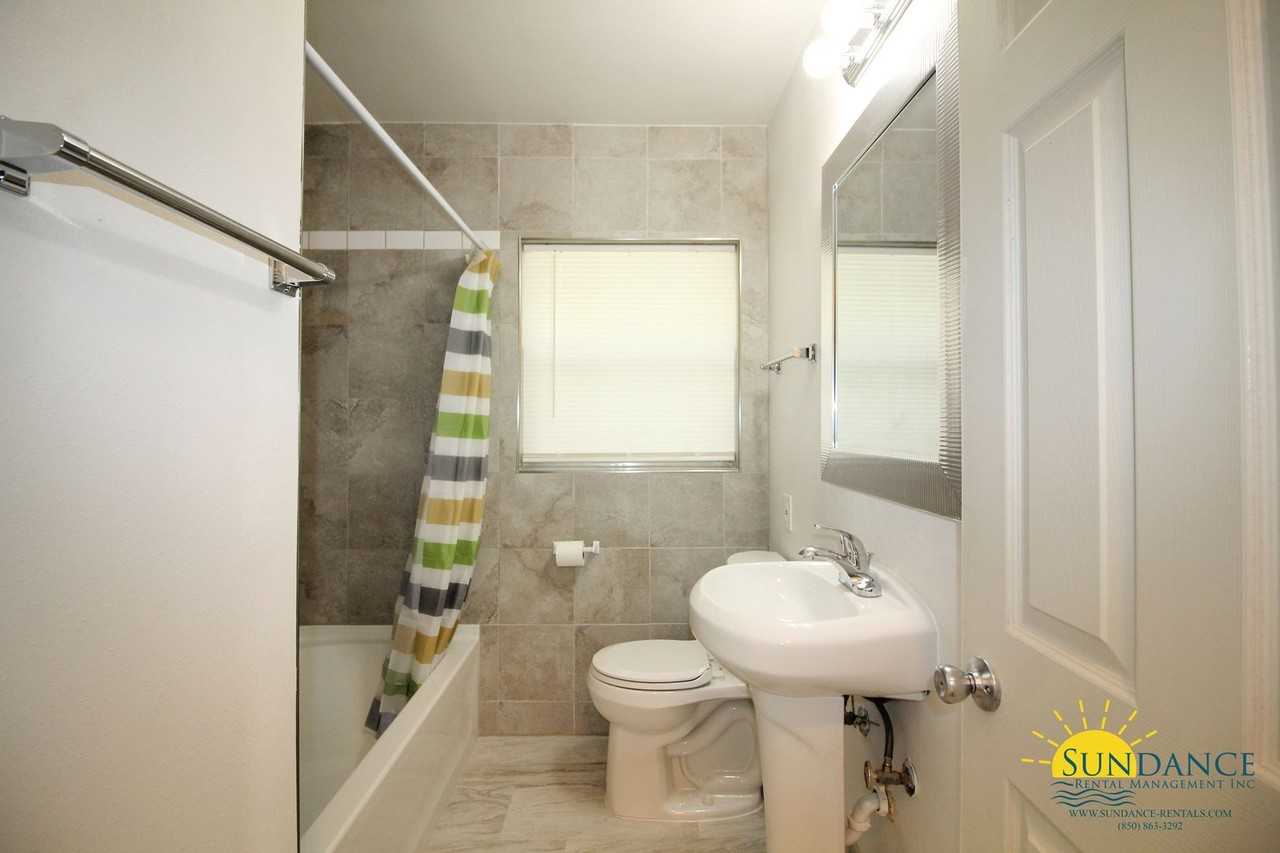 111 Baker Ave Nw - Photo 7 of 16