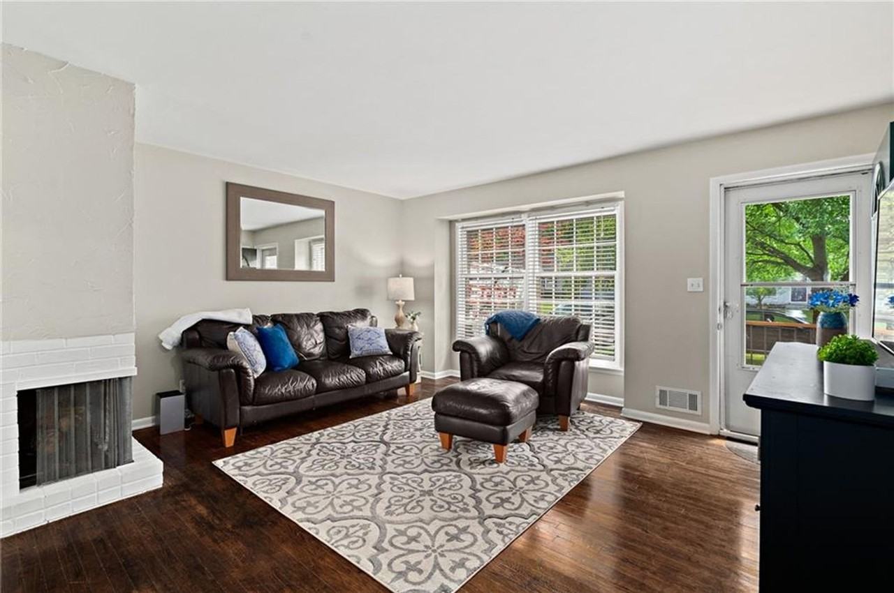 9720 England Dr - Photo 6 of 27