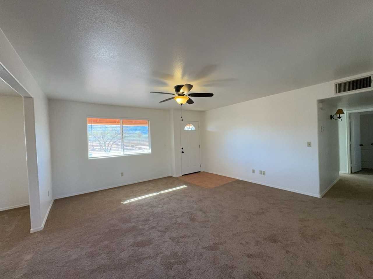 4865 E Kensington St - Photo 2 of 20