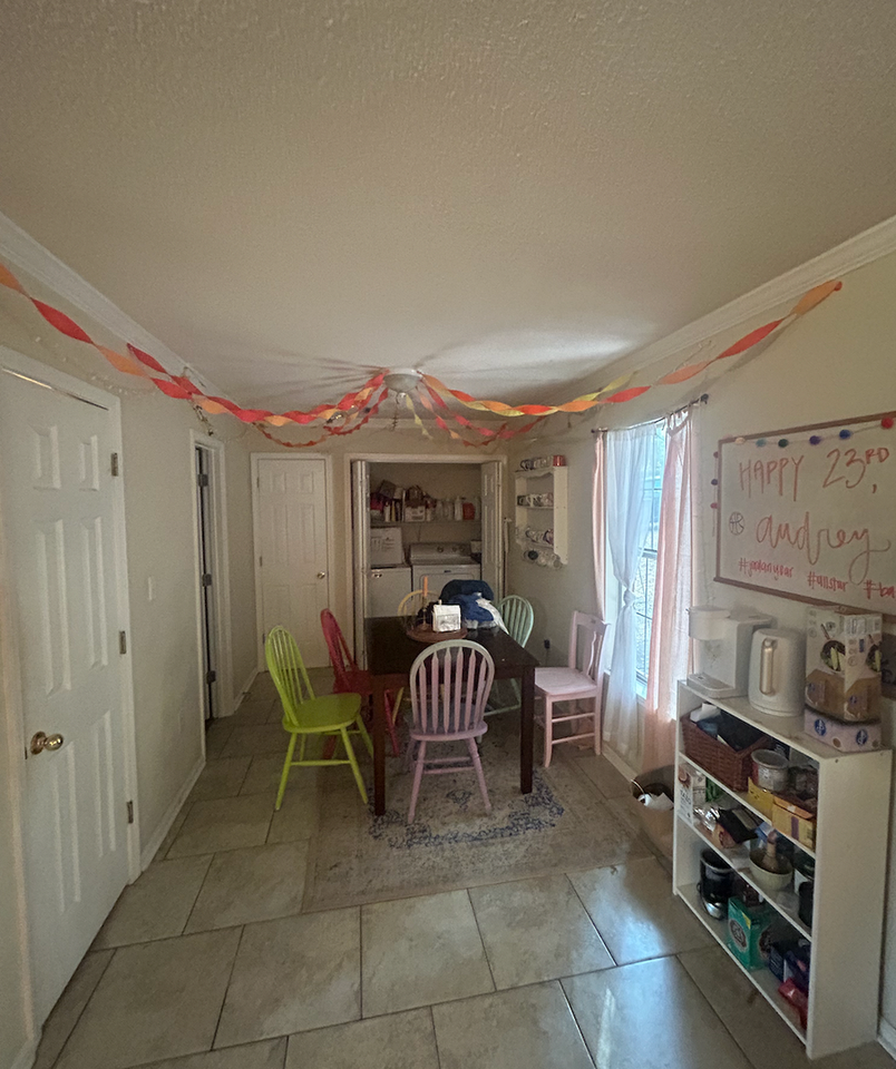 215 Hodgson Drive - Photo 3 of 12