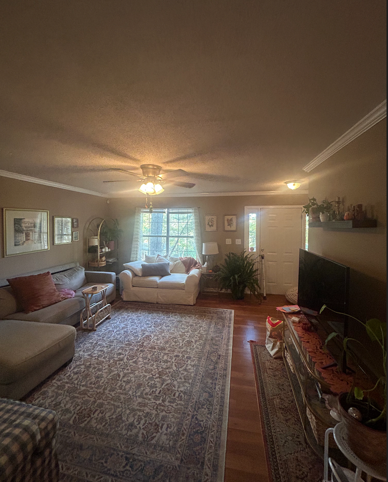 215 Hodgson Drive - Photo 5 of 12