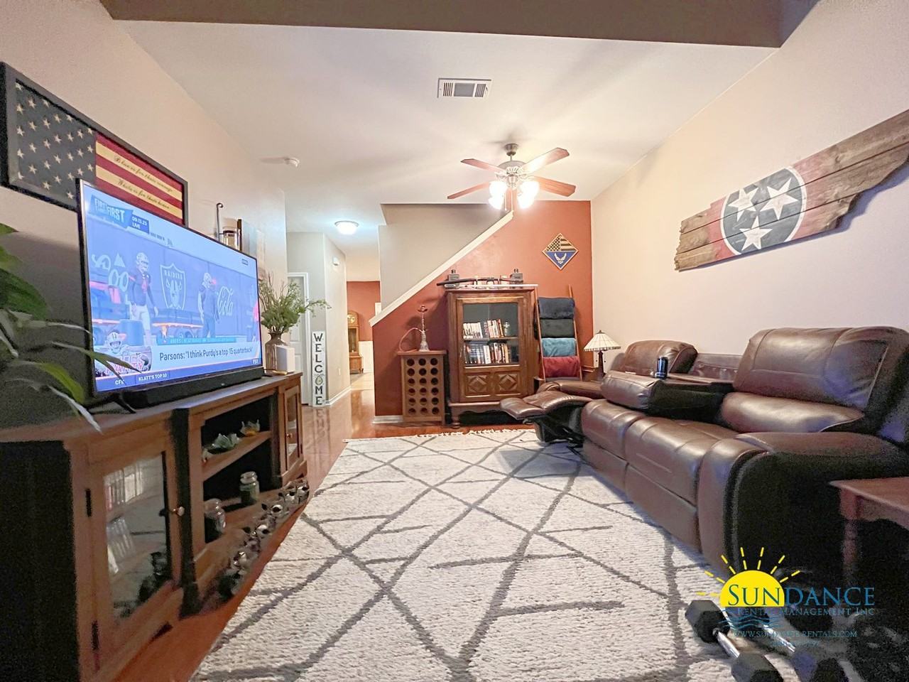 1541 Bentley Cir - Photo 2 of 16