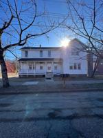 featured image of 907 Forest Street