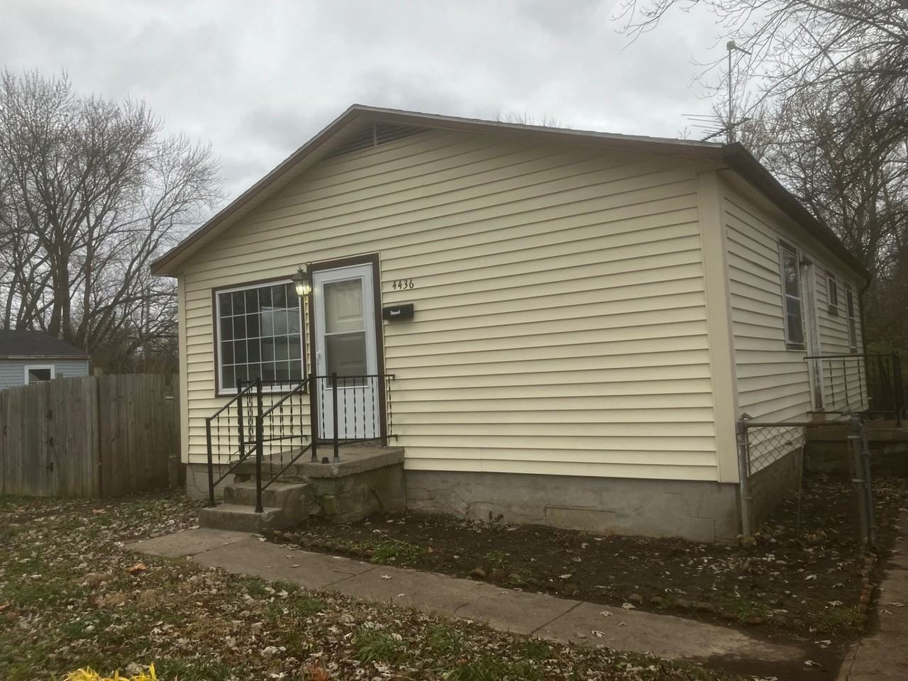 4436 Nevada Ave - Photo 2 of 18