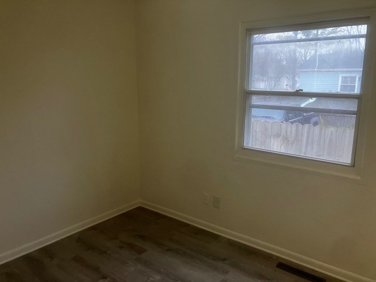 4436 Nevada Ave - Photo 4 of 18