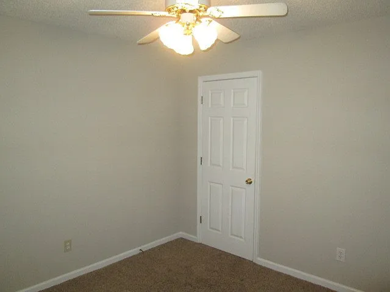 4423 Misty Cove Court - Photo 6 of 16