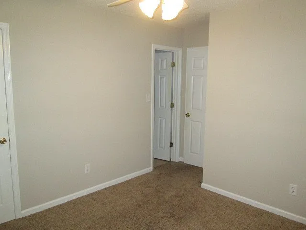 4423 Misty Cove Court - Photo 7 of 16