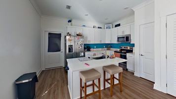 featured image of 160 Date Palm Lane