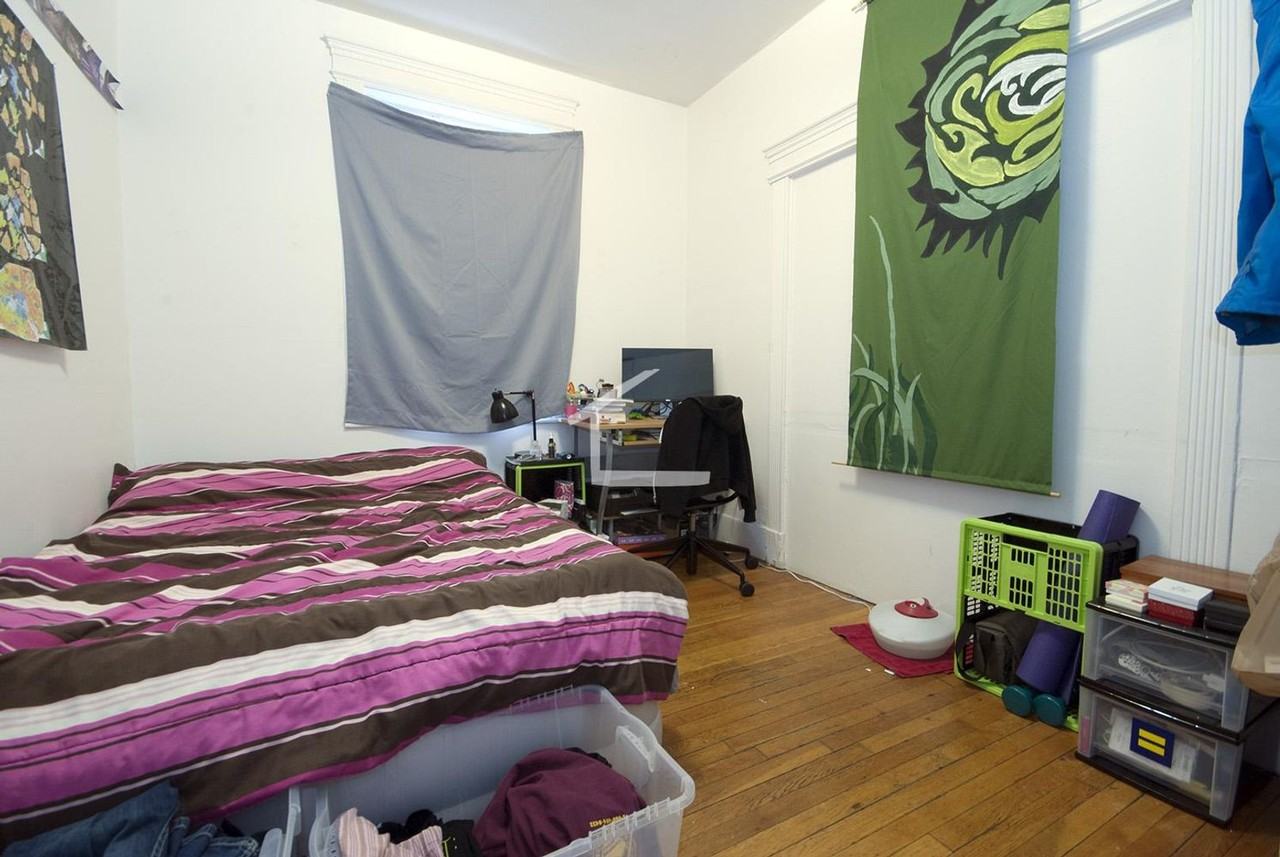 47 Brighton Ave - Photo 3 of 7