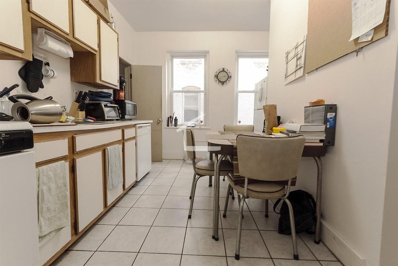 47 Brighton Ave - Photo 4 of 7