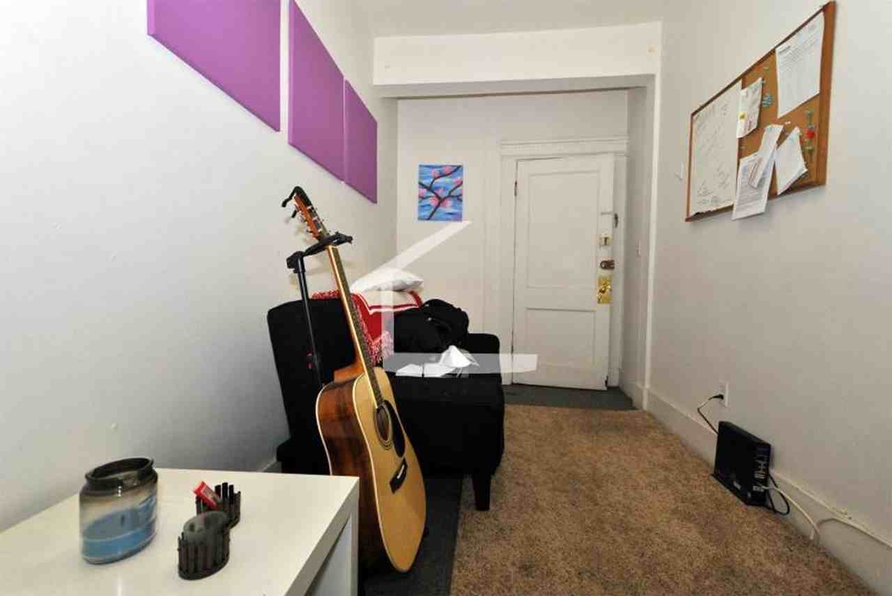 47 Brighton Ave - Photo 5 of 7