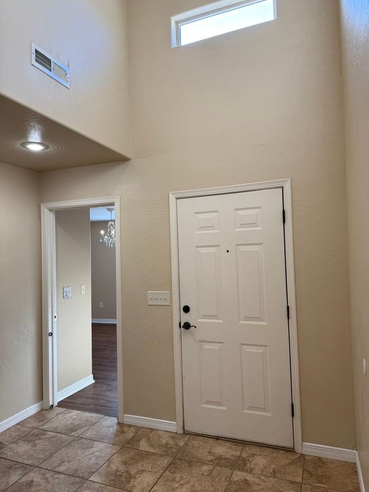 2043 Villa Napoli Loop - Photo 5 of 42