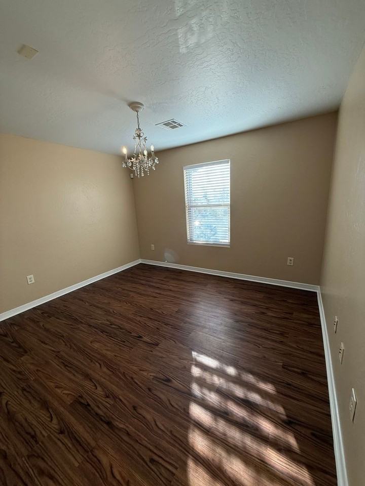 2043 Villa Napoli Loop - Photo 7 of 42