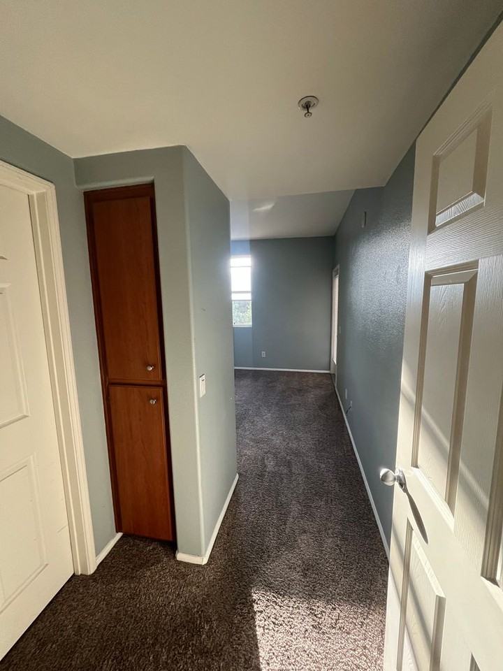 44740 Adam Ln - Photo 4 of 19