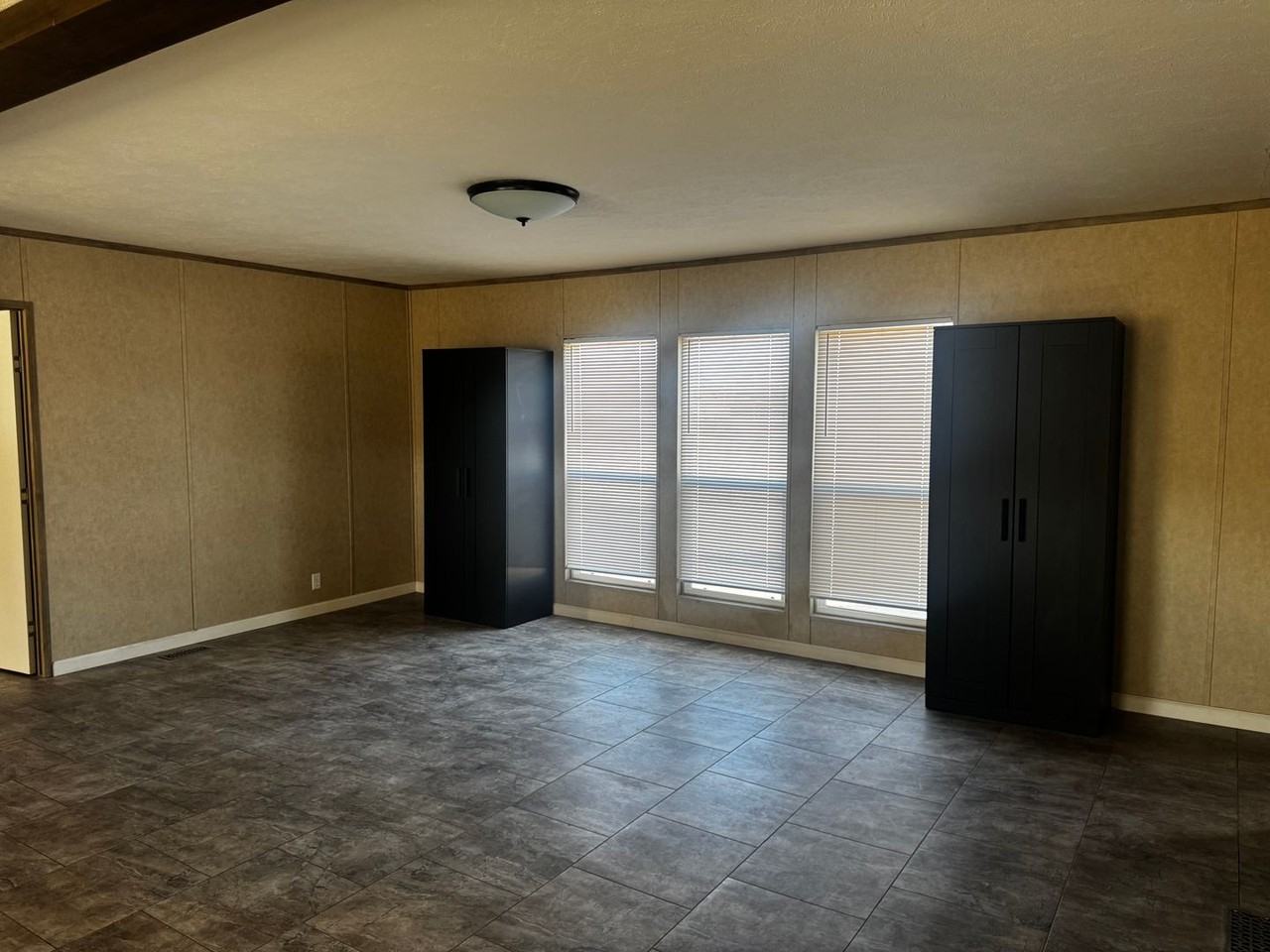 1808 Tower Dr - Photo 6 of 33