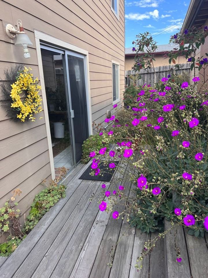 2870 Fir Ave - Photo 2 of 17