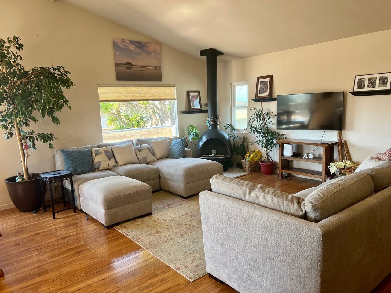 2870 Fir Ave - Photo 3 of 17