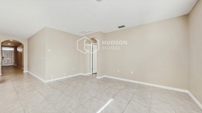 5383 Arlington River Dr - Photo 4 of 30