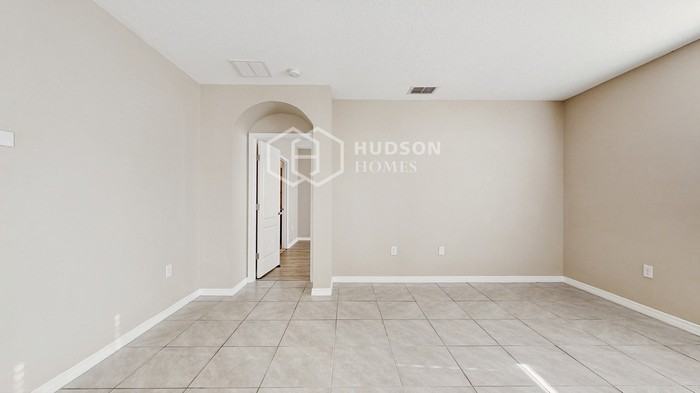 5383 Arlington River Dr - Photo 5 of 30