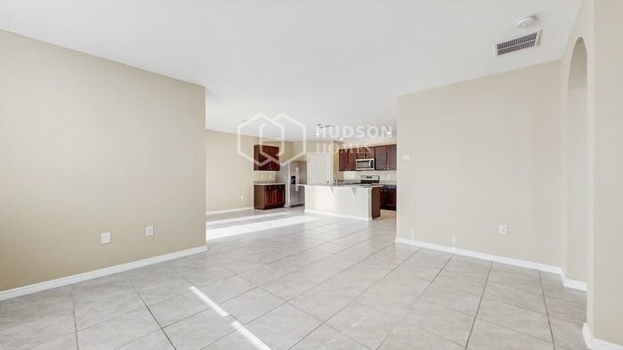 5383 Arlington River Dr - Photo 7 of 30