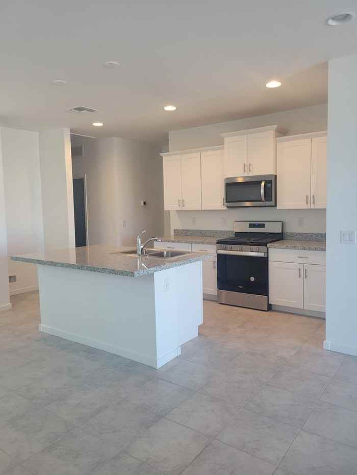 3636 E Sandoval Dr - Photo 3 of 19