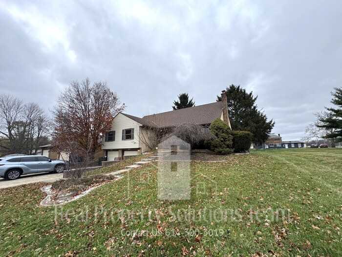 5880 Saranac Dr - Photo 2 of 27