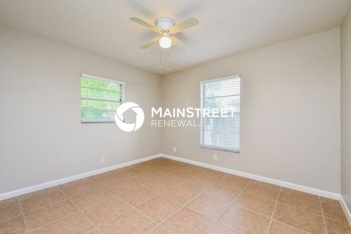 18608 Sebring Rd - Photo 7 of 15