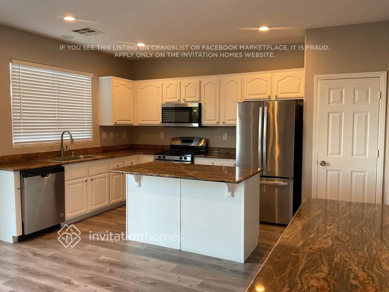 6748 Sand Swallow Street - Photo 4 of 11