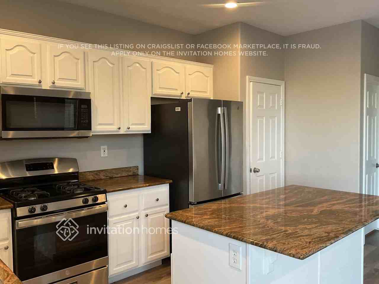 6748 Sand Swallow Street - Photo 5 of 11