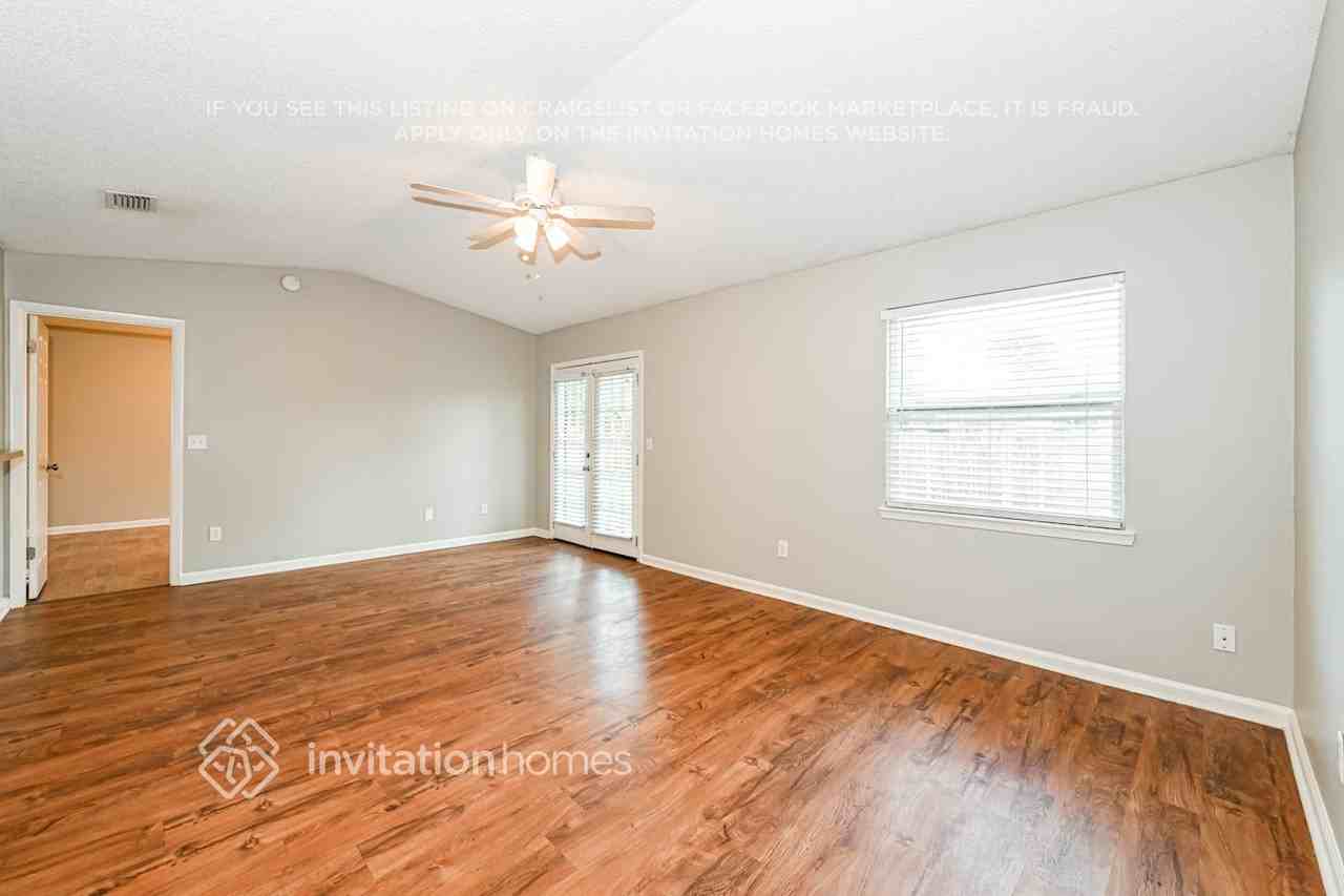 3943 San Pablo Road South - Photo 3 of 17