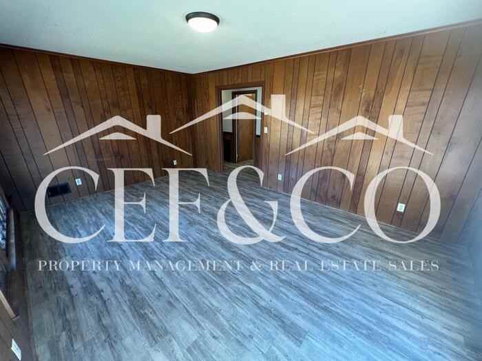 2247 John Dodd Rd - Photo 2 of 10