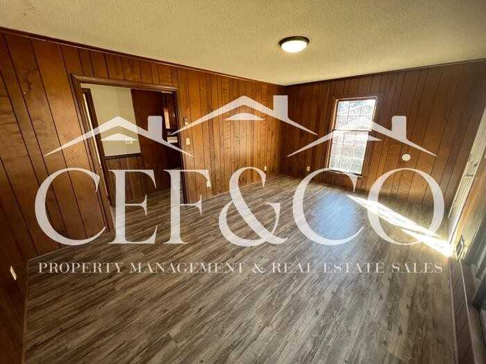 2247 John Dodd Rd - Photo 3 of 10