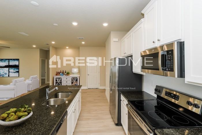 1698 Rookery Rd - Photo 4 of 16