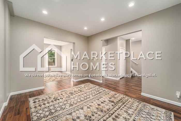 242 Englewood St - Photo 7 of 26