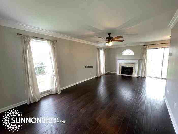 4010 Suttle Pl - Photo 7 of 24