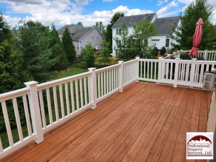 9396 Penrose Street - Photo 7 of 16