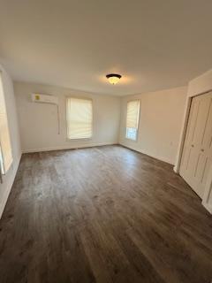 818 W 4th St: Duplex - Photo 6 of 10