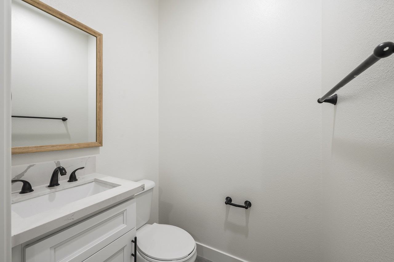 915 E Central Ave #NA - Photo 7 of 19