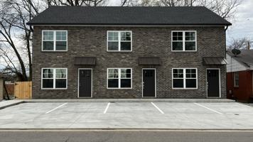 featured image of 724 Commerce Street