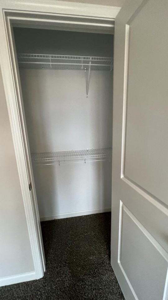 Triplex - 724 Commerce St - Photo 7 of 10