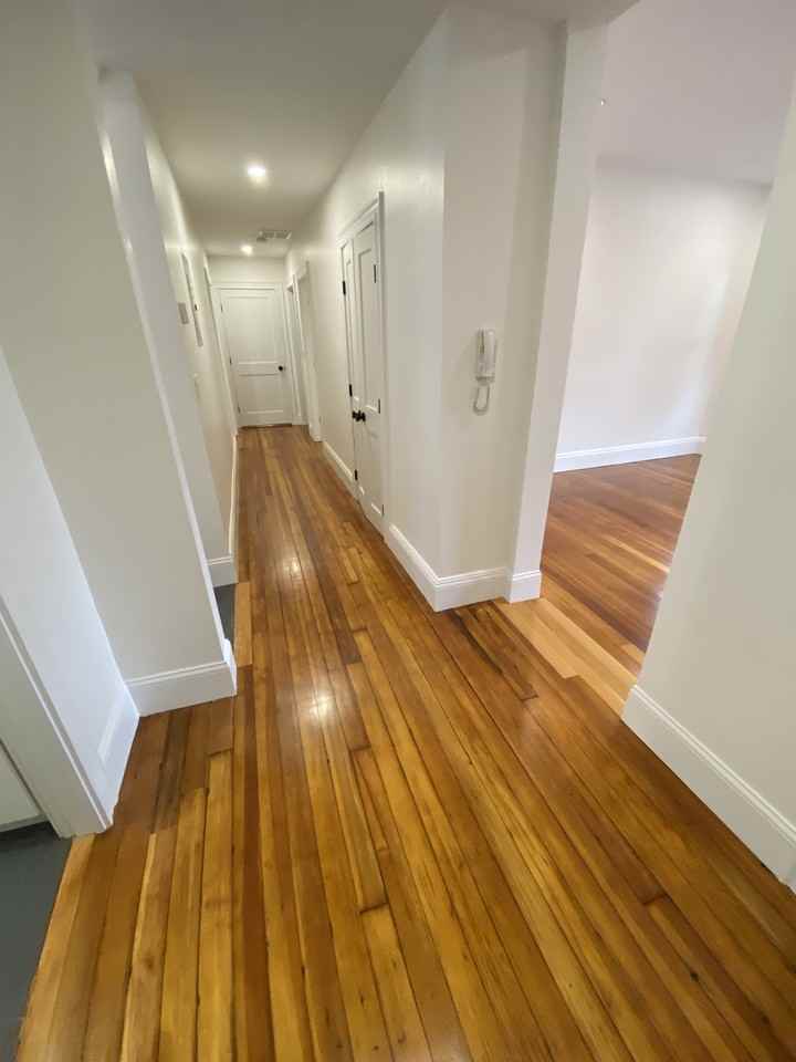 234 Calumet St #4 - Photo 4 of 19