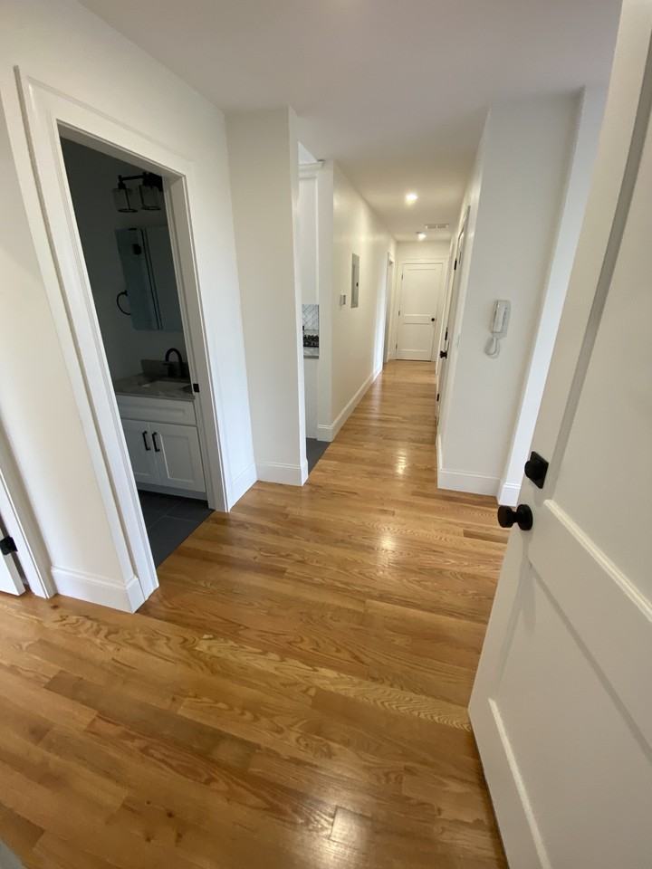 234 Calumet St #4 - Photo 5 of 19