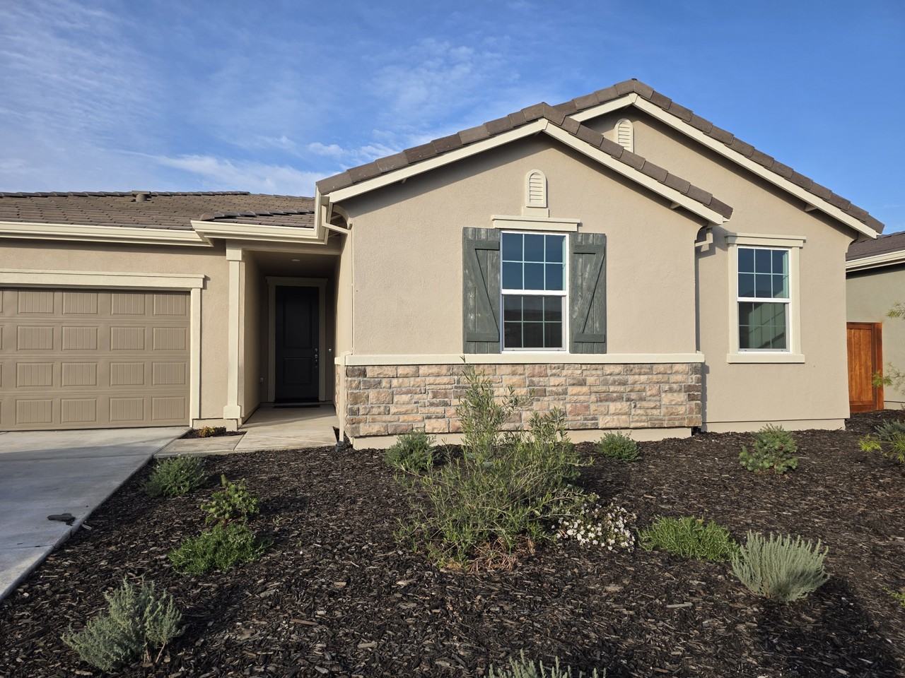 2142 Hunter Creek Drive #NA